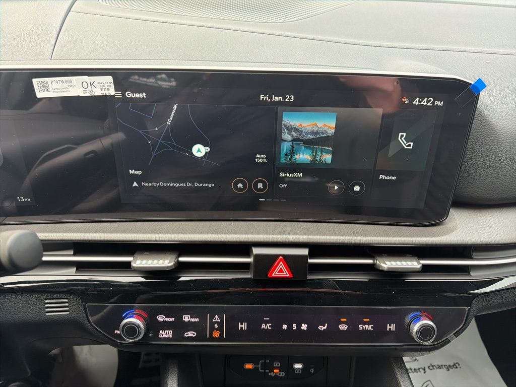 Vehicle image 27