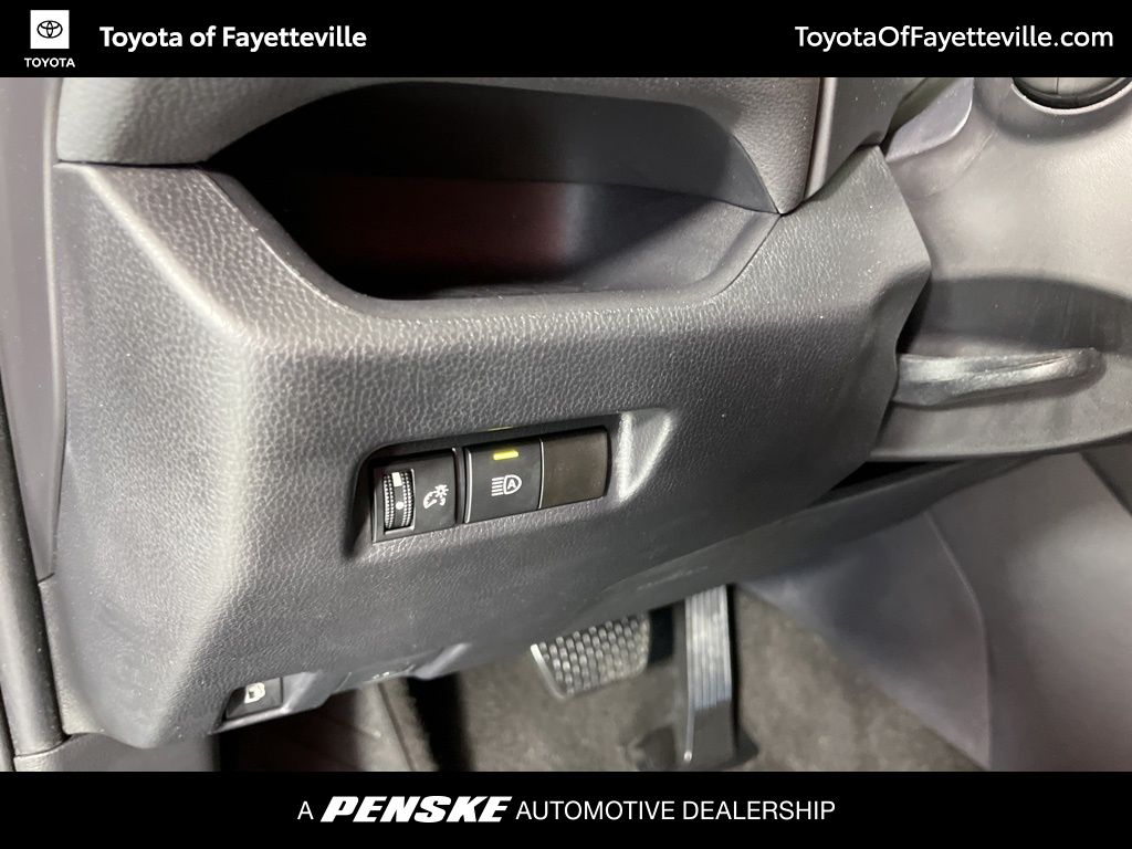 Thumbnail: 2025 Toyota RAV4 - 25