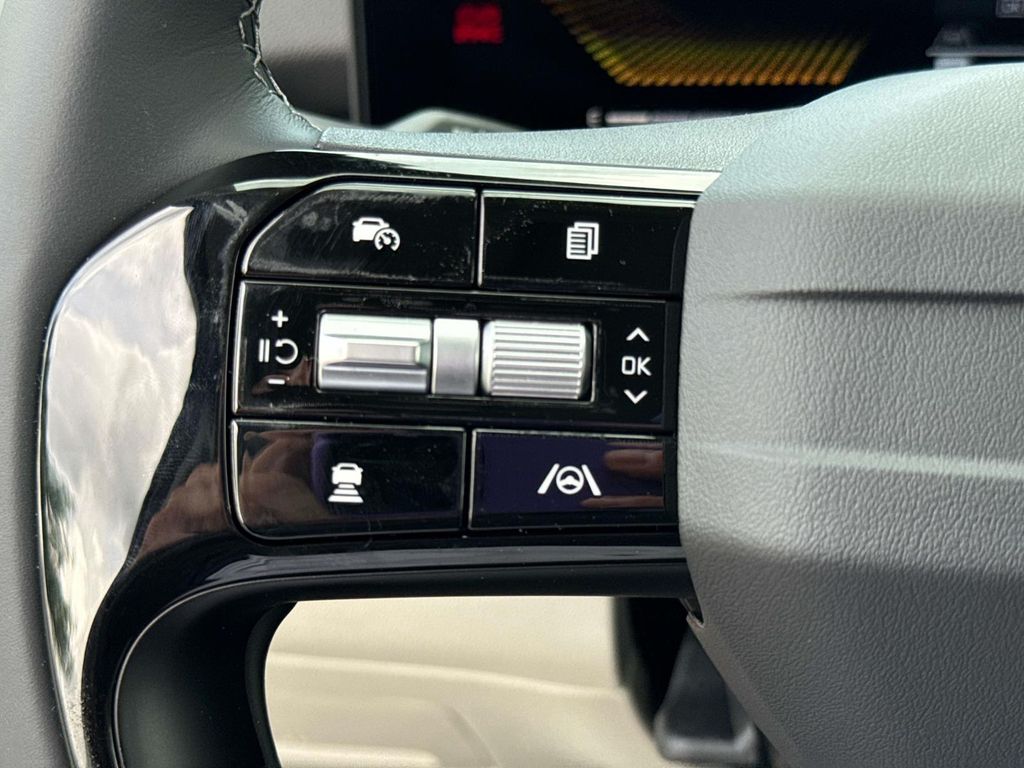 New 2026 White Kia EX image 22