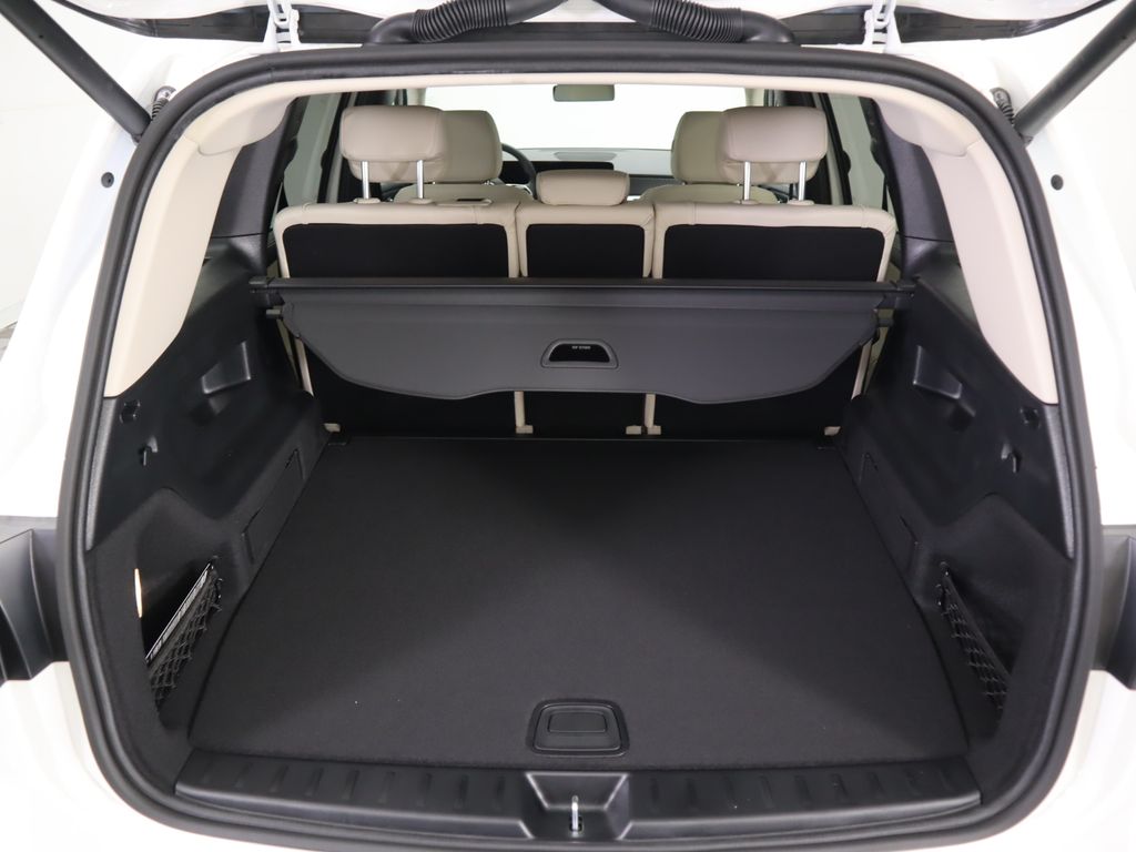 Thumbnail: 2026 Mercedes-Benz GLB - 29