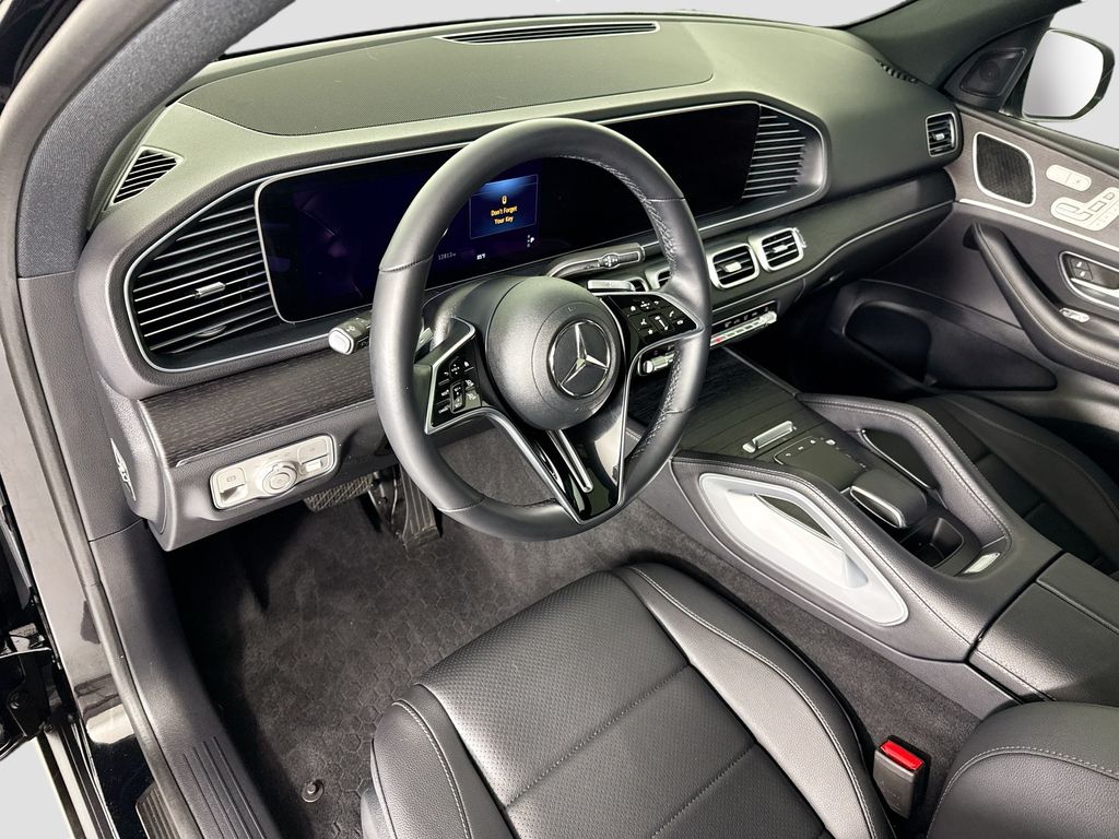 Thumbnail: 2025 Mercedes-Benz GLE - 9