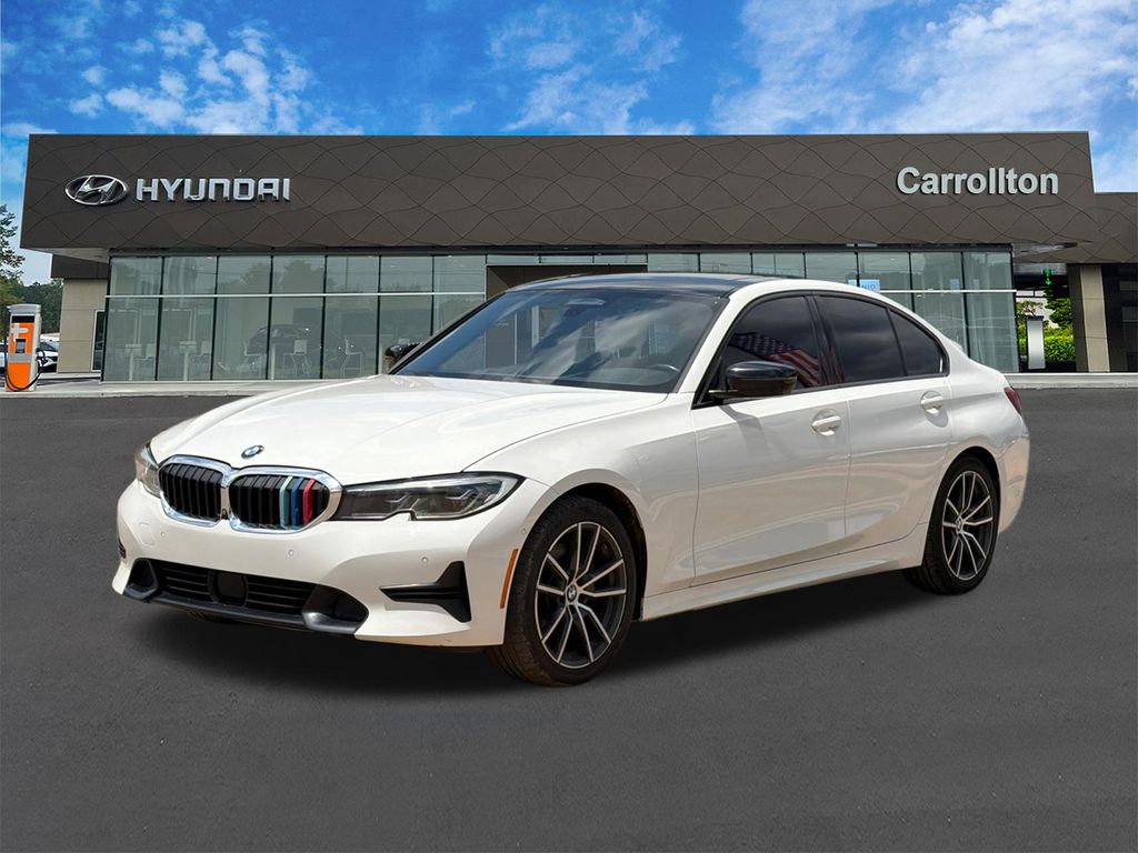 Alpine White 2019 BMW 3 Series 330i Sedan RWD Sedan Rear-Wheel Drive 8-Speed Automatic