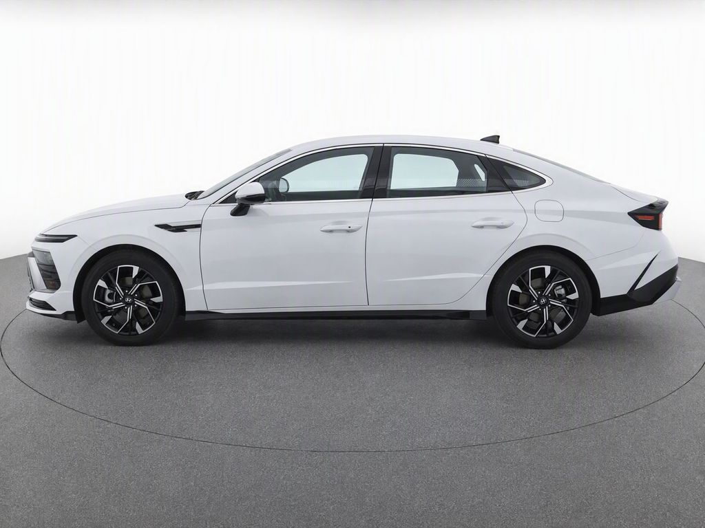 2025 Hyundai Sonata SEL White at Carlisle Cadillac Buick GMC