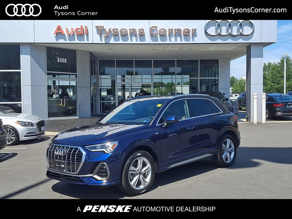 Thumbnail: 2021 Audi Q3 - 1