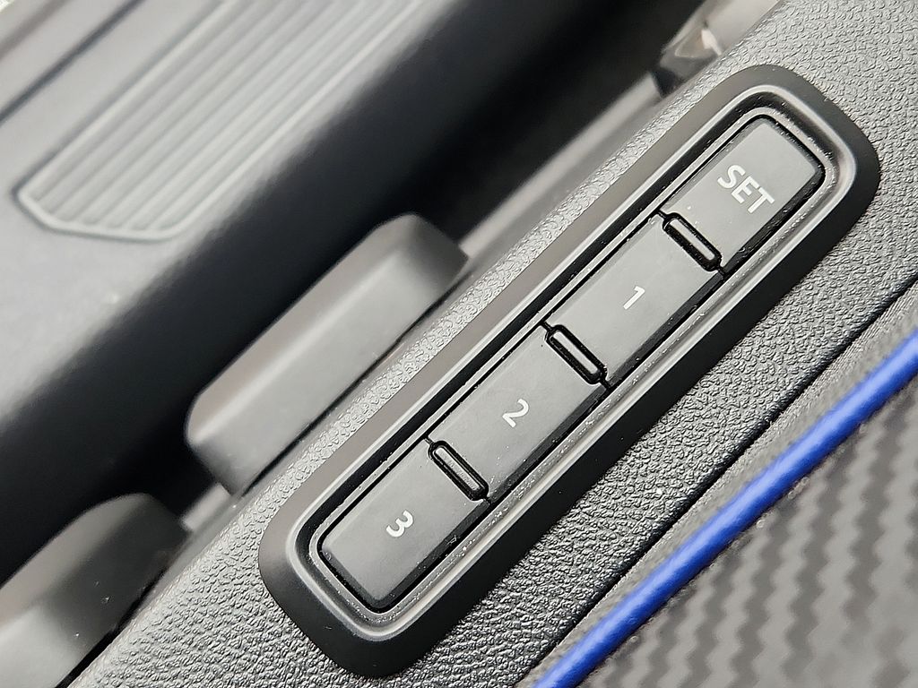 Thumbnail: 2024 Volkswagen Golf - 26