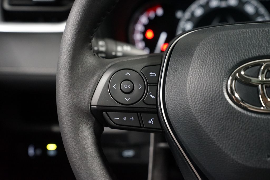 Thumbnail: 2025 Toyota RAV4 - 14