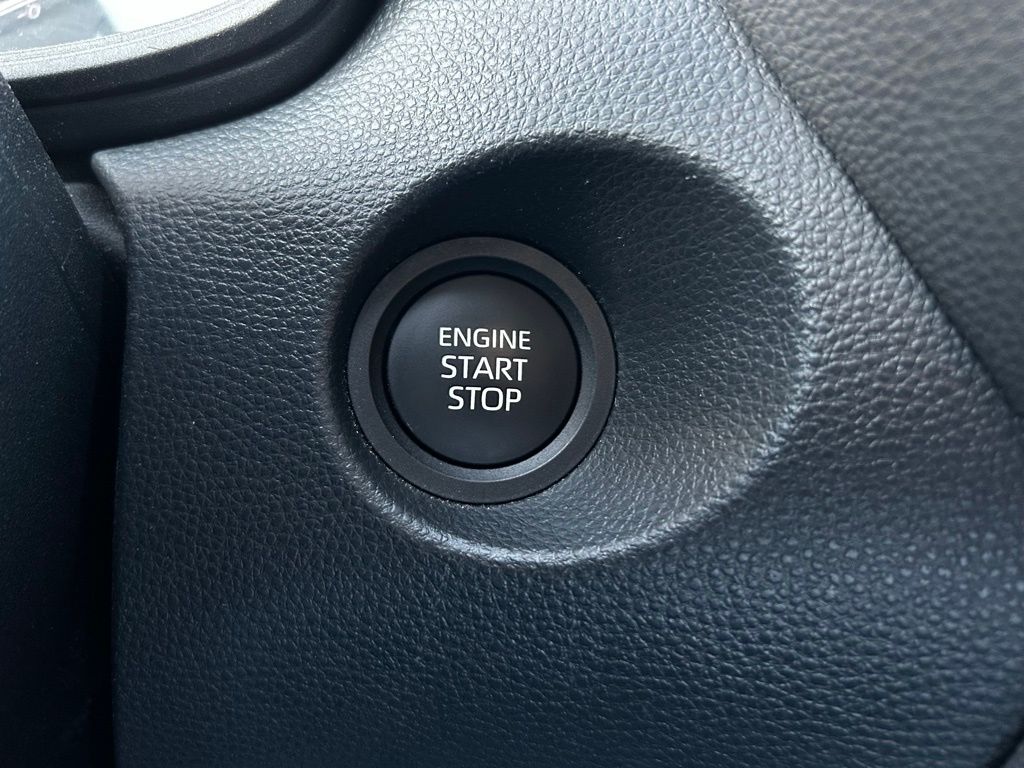 Thumbnail: 2024 Toyota Corolla Cross - 27