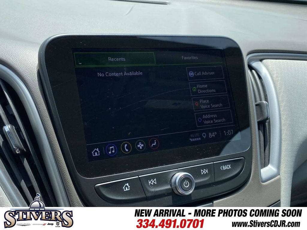 2025 Lakeshore Blue Metallic Chevrolet Malibu LT FWD Sedan