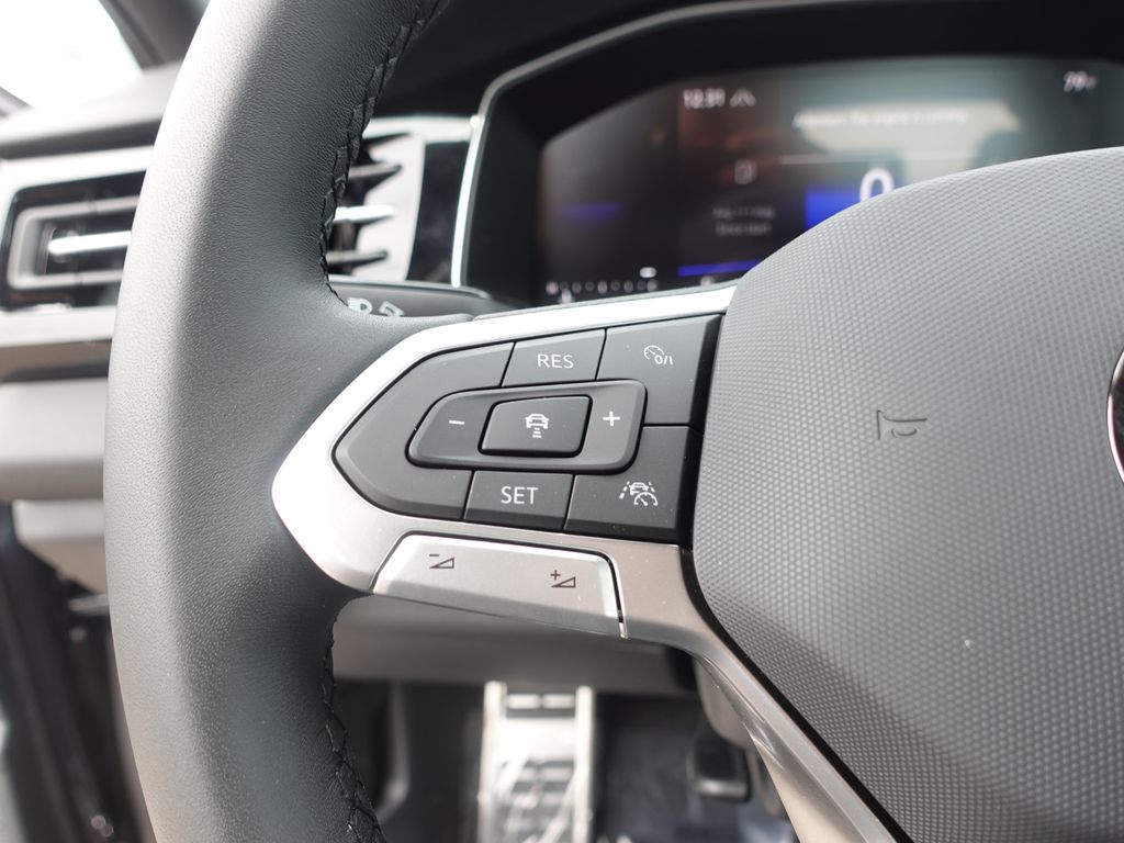 New 2026  Volkswagen 1.5T Sport image 13