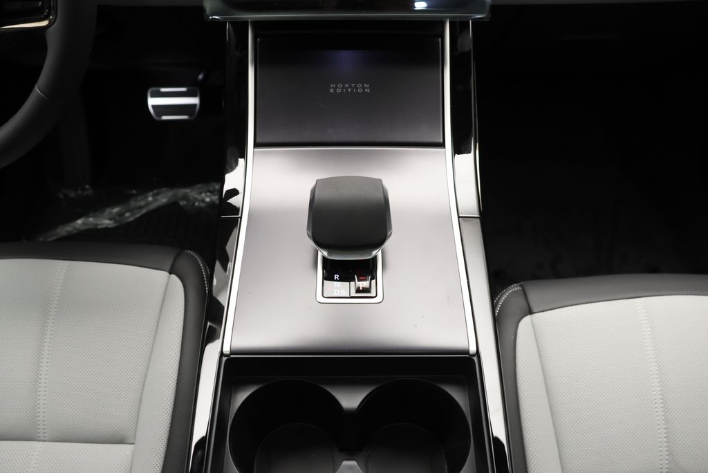 Thumbnail: 2026 Land Rover Range Rover Evoque - 24