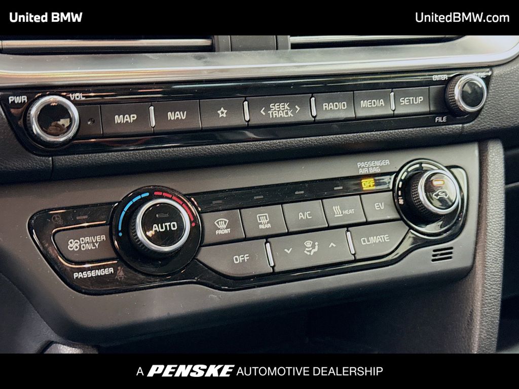 Thumbnail: 2022 Kia Niro - 10