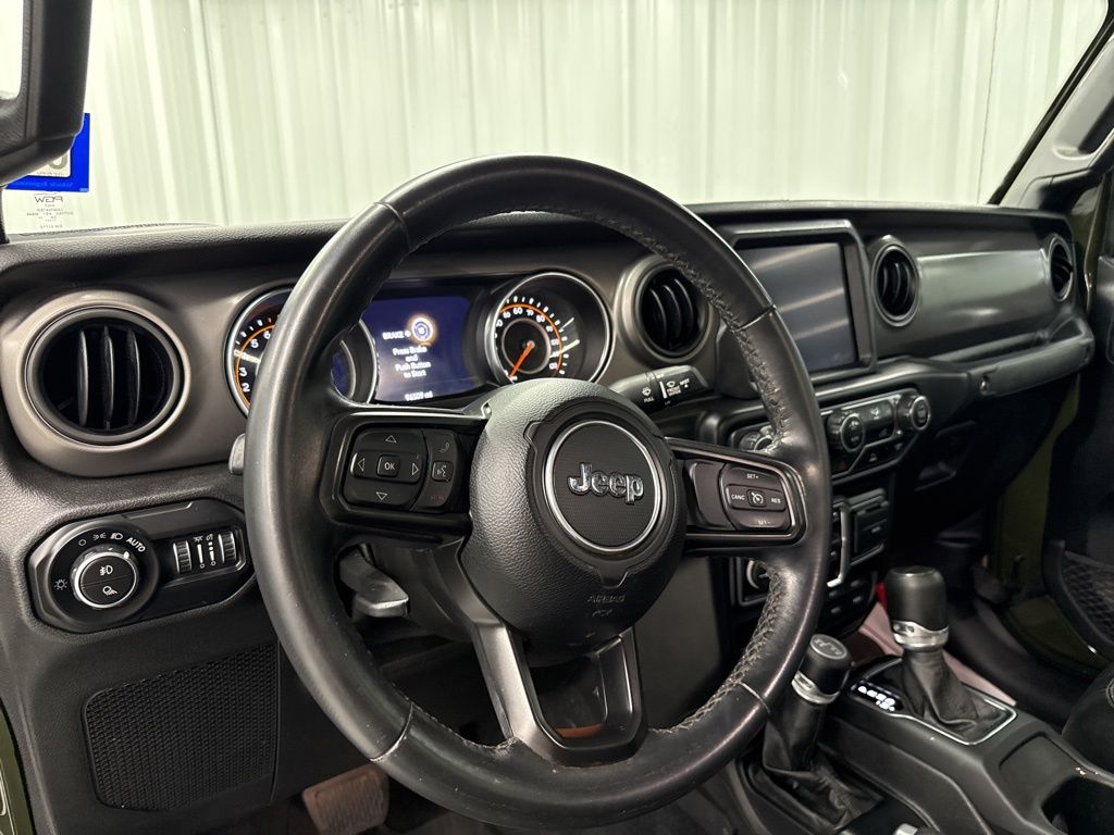 2021 Jeep Gladiator - 11