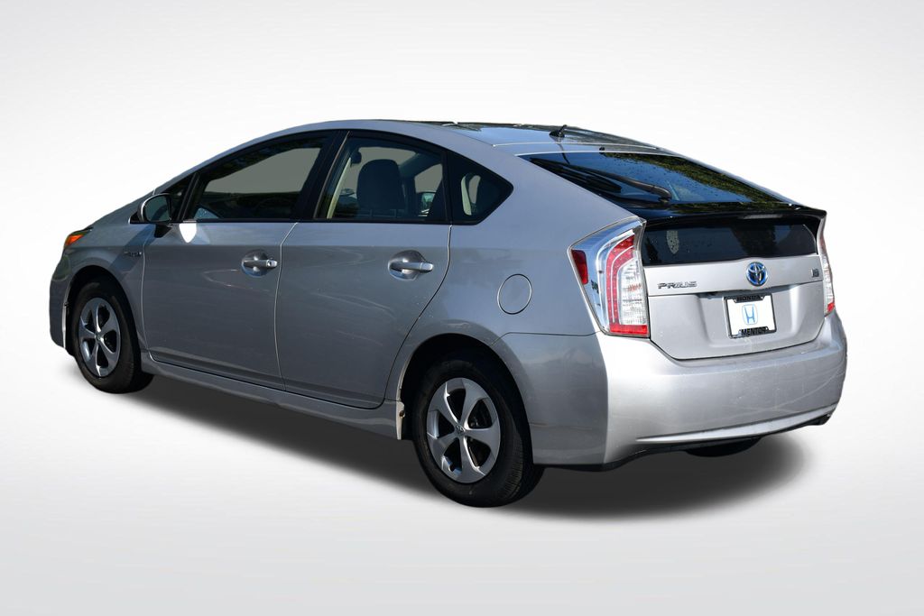 Thumbnail: 2015 Toyota Prius - 5