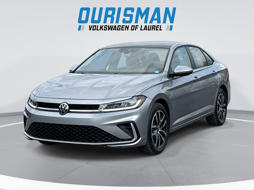 Pyrite Silver Metallic 2025 Volkswagen Jetta SE FWD Sedan Front-Wheel Drive 8-Speed Automatic