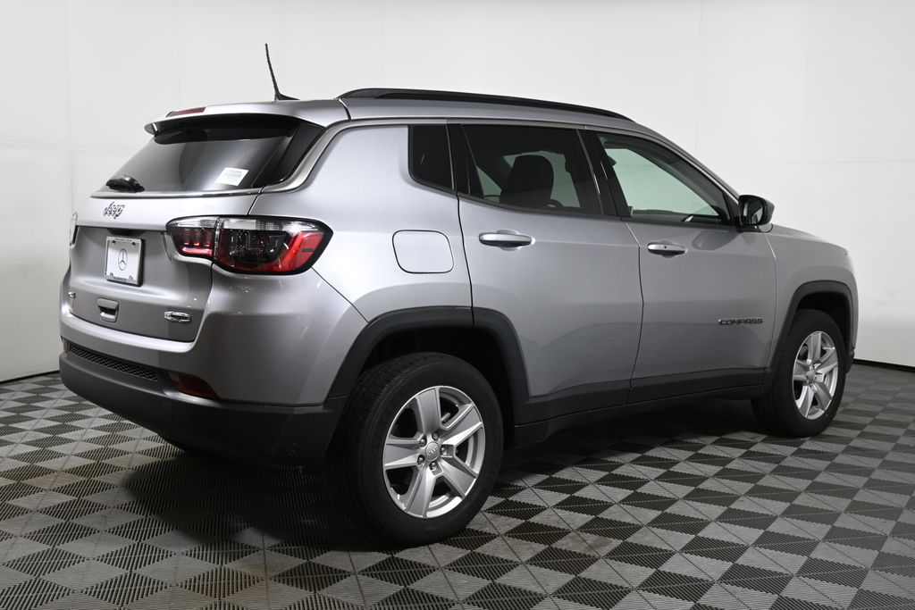Thumbnail: 2022 Jeep Compass - 7