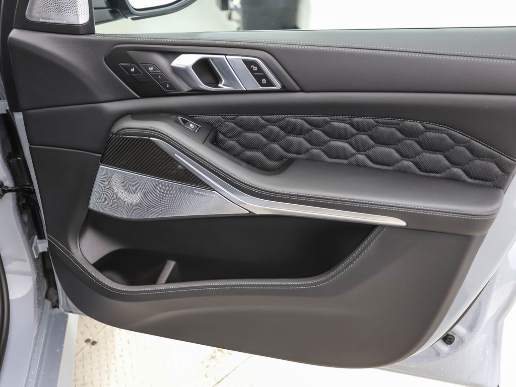 Thumbnail: 2026 BMW X5 - 31