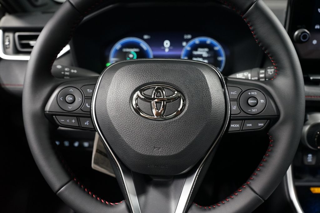 Thumbnail: 2025 Toyota RAV4 - 12