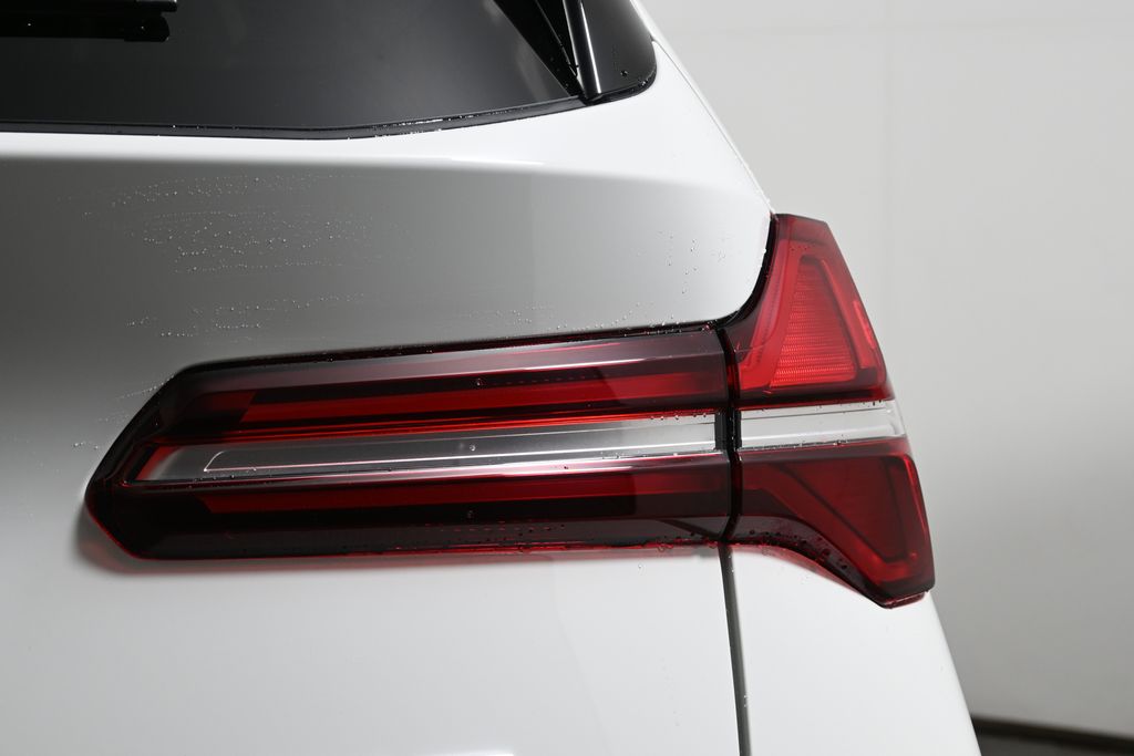 Thumbnail: 2026 BMW X3 - 13