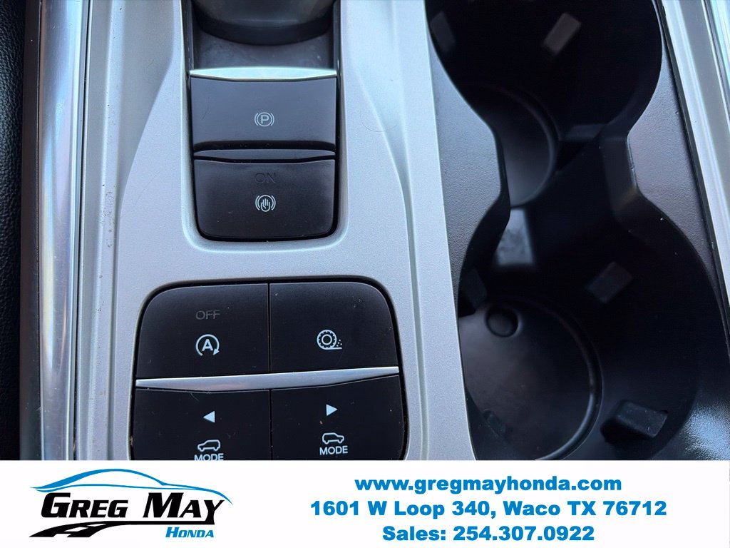 2020 Ford Explorer XLT Black at Greg May Honda