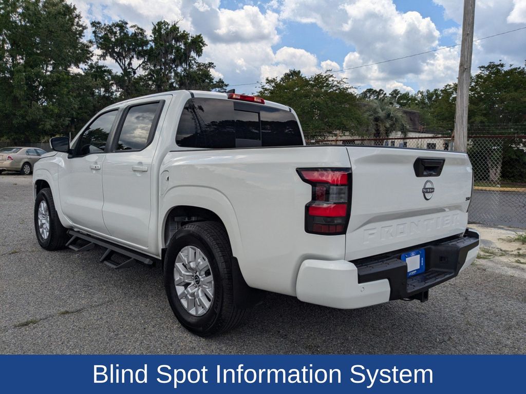 2024 Nissan Frontier SV