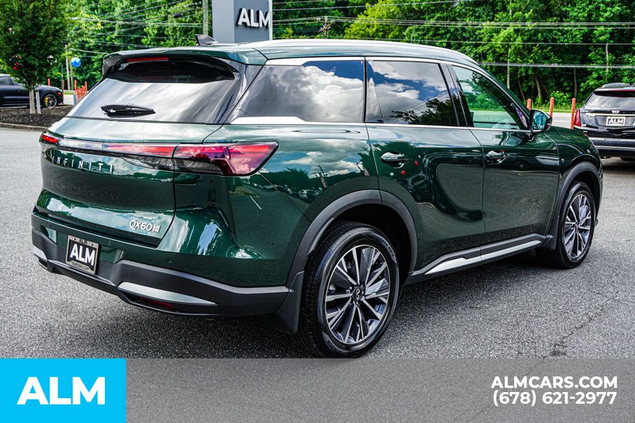 Used 2026 Green INFINITI LUXE image 6