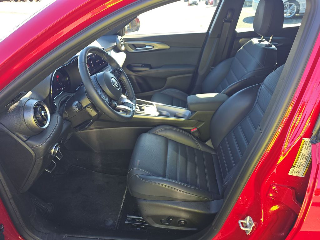 2025 Alfa Rosso Alfa Romeo Tonale Base AWD SUV