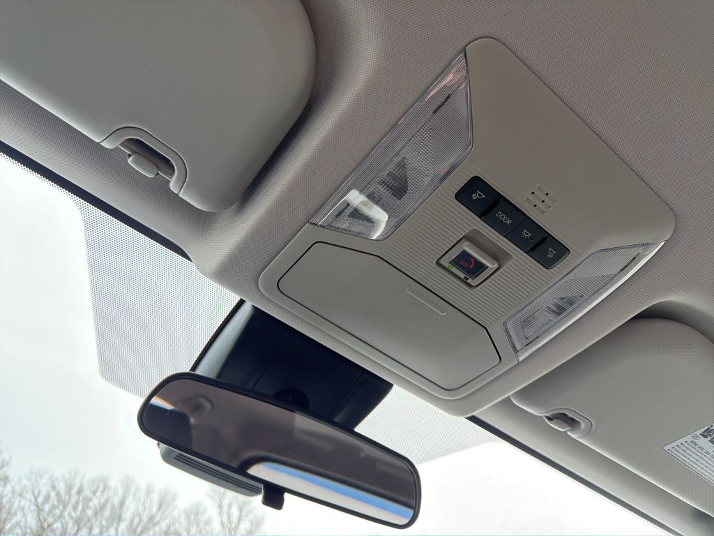 Thumbnail: 2024 Toyota RAV4 - 13