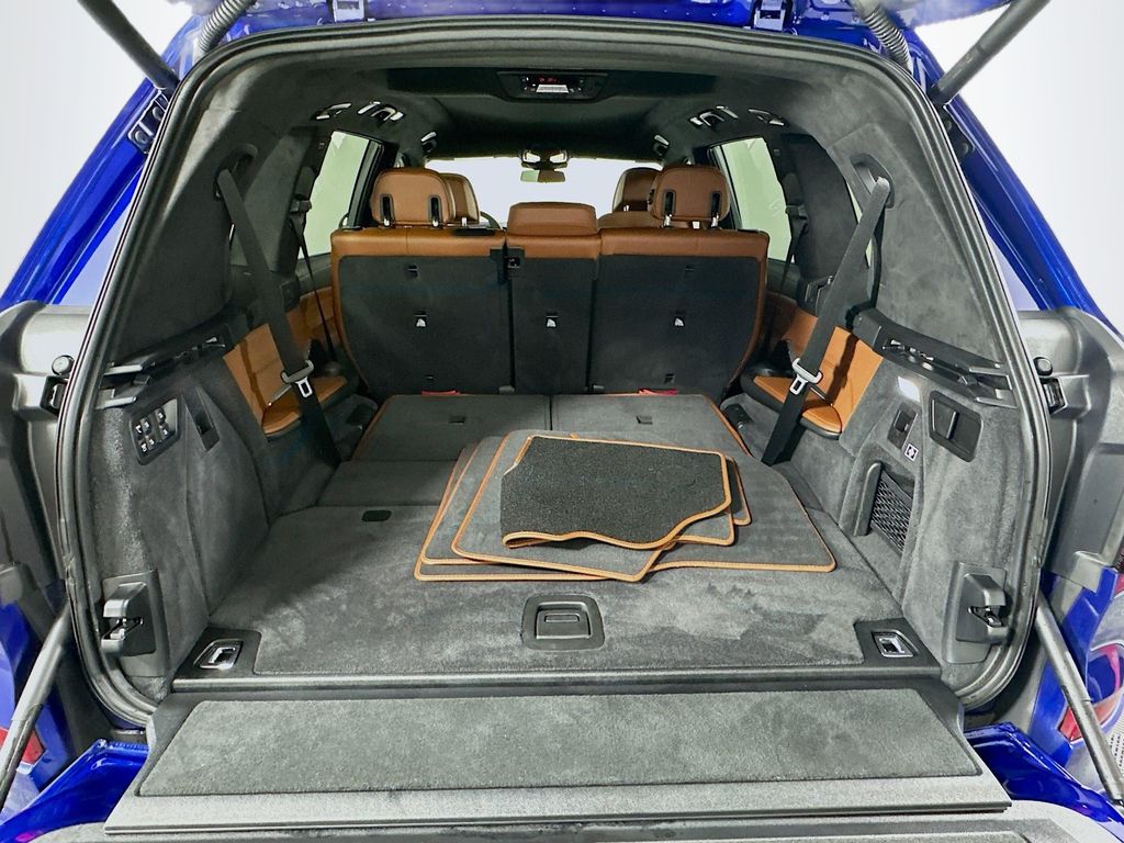 Thumbnail: 2024 BMW X7 - 27