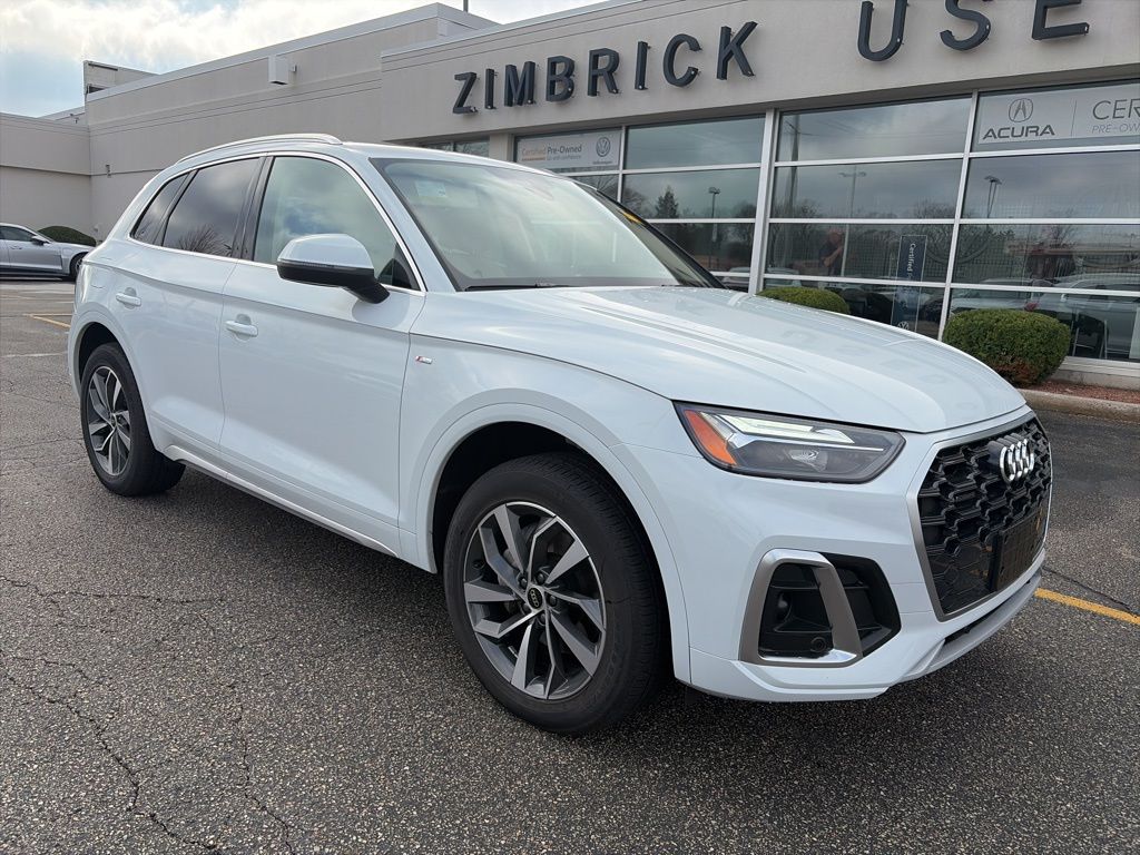 Glacier White 2023 Audi Q5 quattro Premium S Line 45 TFSI SUV / Crossover All-Wheel Drive 7-Speed Automatic
