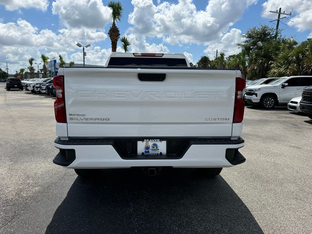 2025 Chevrolet Silverado 1500 Custom 7