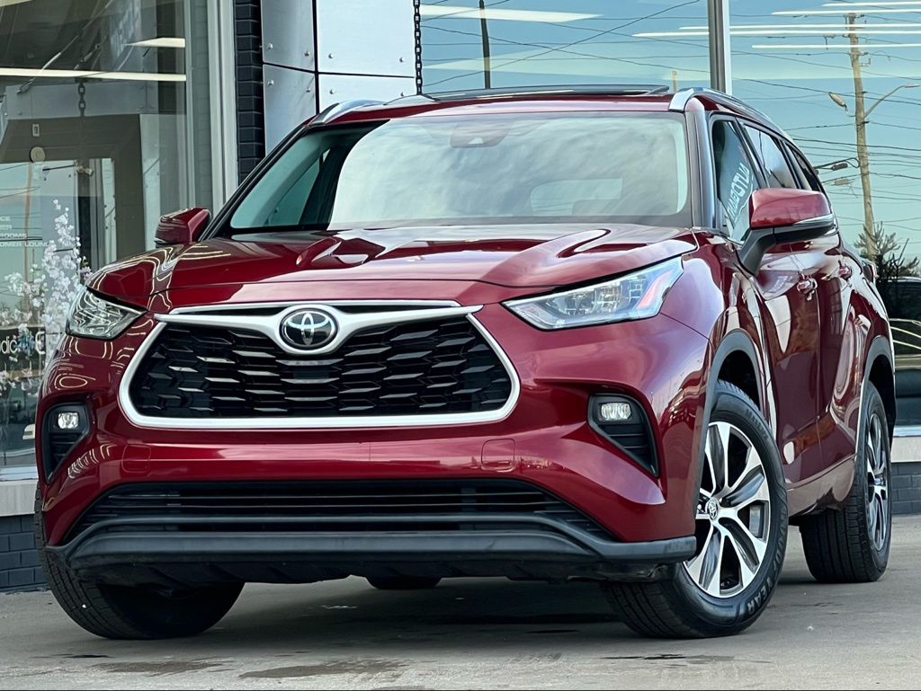 2020 Toyota Highlander XLE FWD