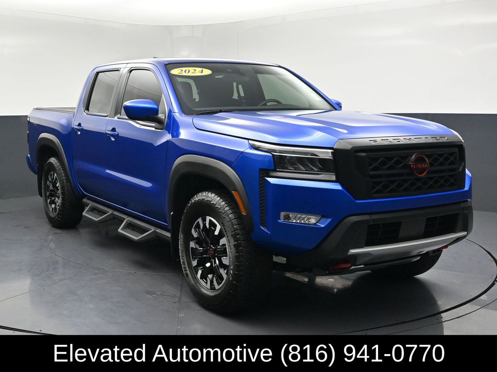 2024 Nissan Frontier PRO-4X Crew Cab 4WD