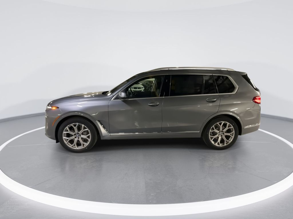 2025 BMW X7 xDrive40i 5