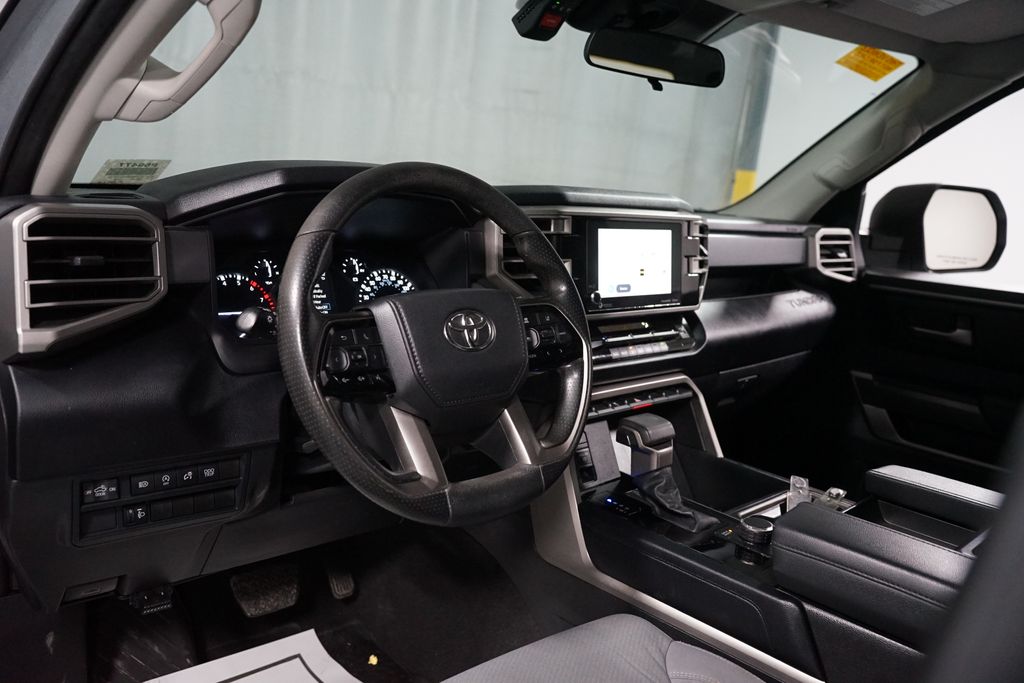 Thumbnail: 2022 Toyota Tundra - 13