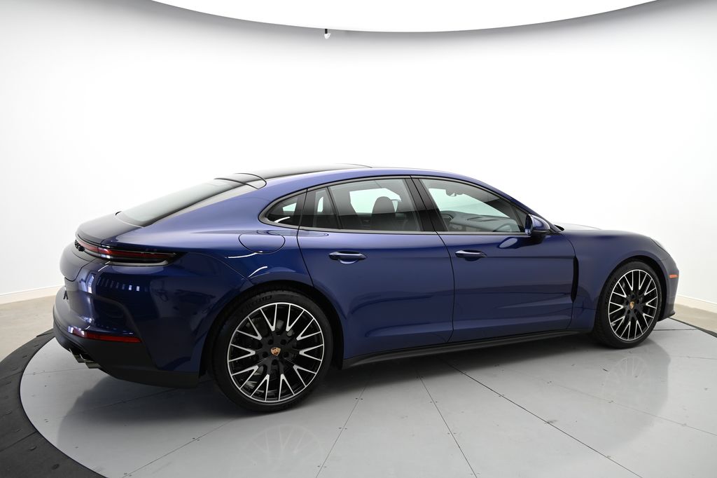 Thumbnail: 2024 Porsche Panamera - 3