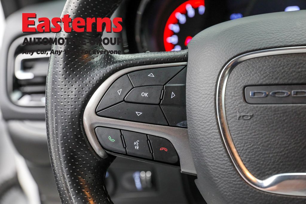 Used 2023 White Dodge SXT image 14