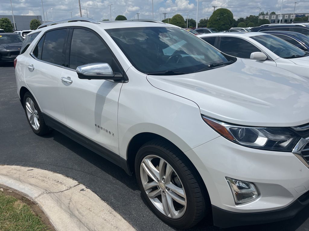 Thumbnail: 2020 Chevrolet Equinox - 3