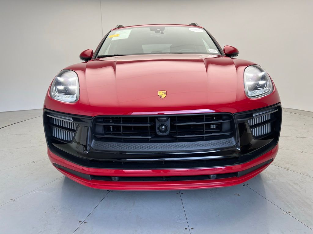 Thumbnail: 2024 Porsche Macan - 25