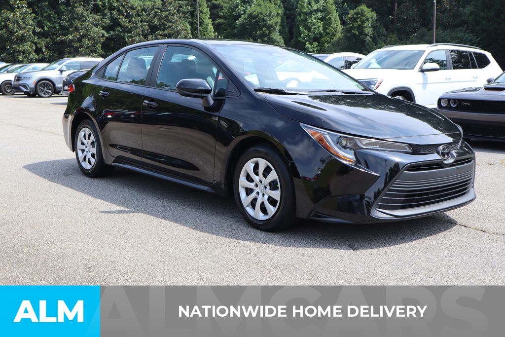 2023 Toyota Corolla LE photo 4