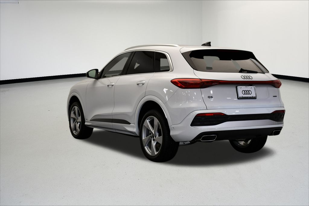 Thumbnail: 2025 Audi Q5 - 3
