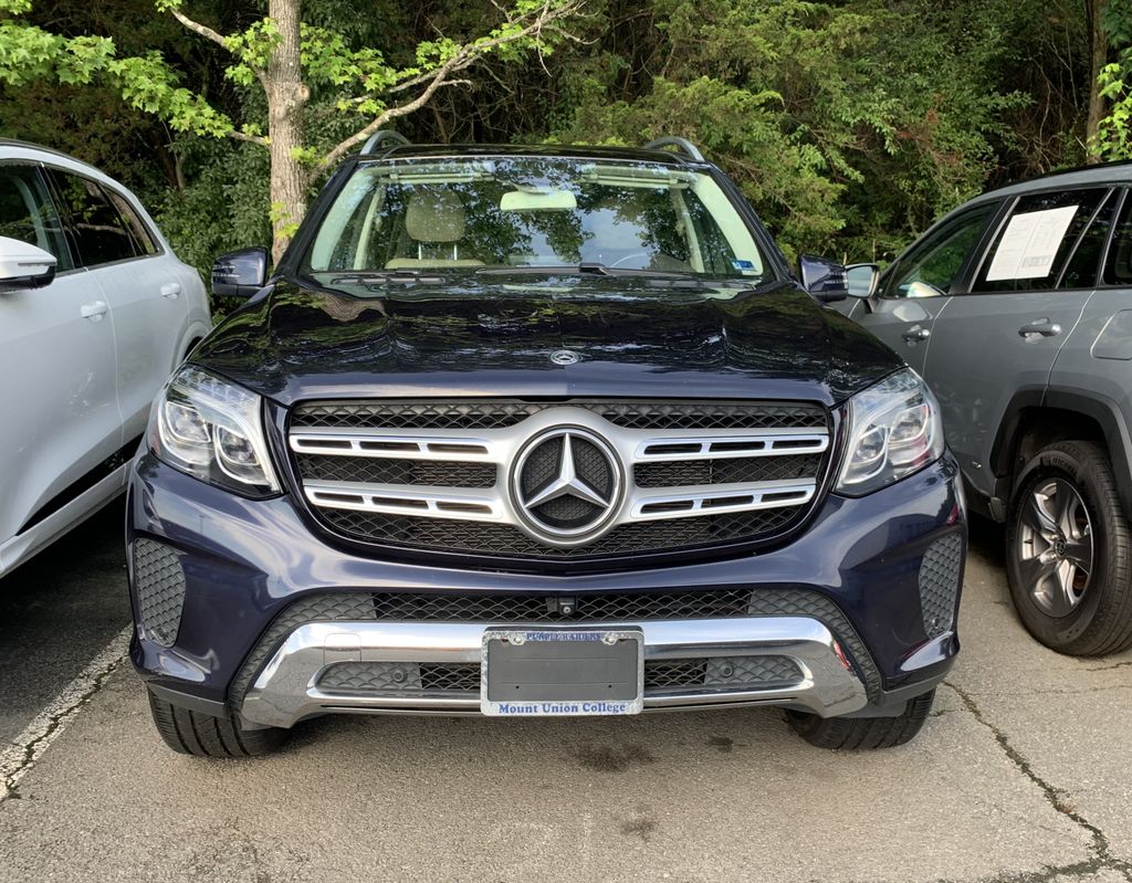 Thumbnail: 2018 Mercedes-Benz GLS - 2