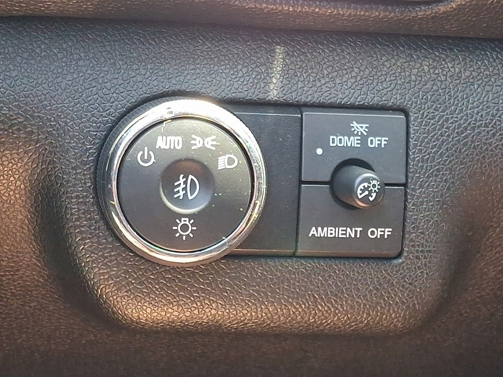 2017 Chevrolet Traverse — photo 26