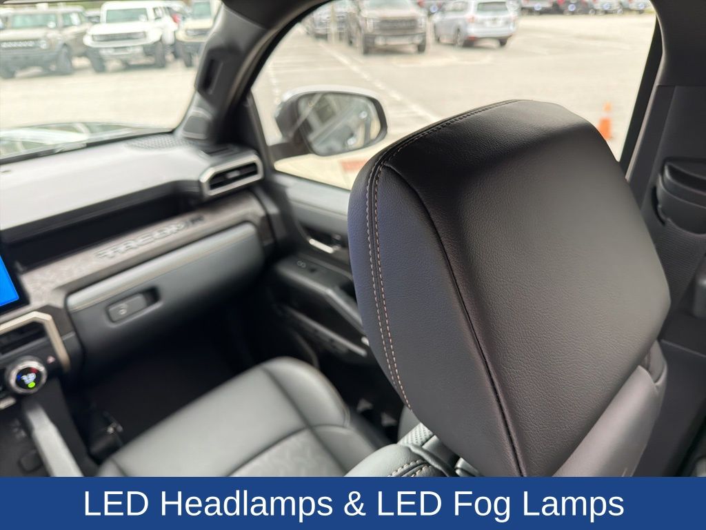 2024 Toyota Tacoma Hybrid Limited 4WD