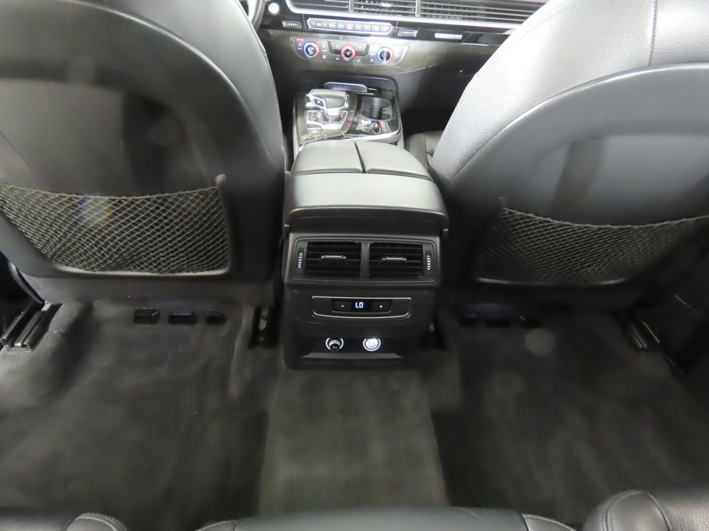 Thumbnail: 2019 Audi Q7 - 26