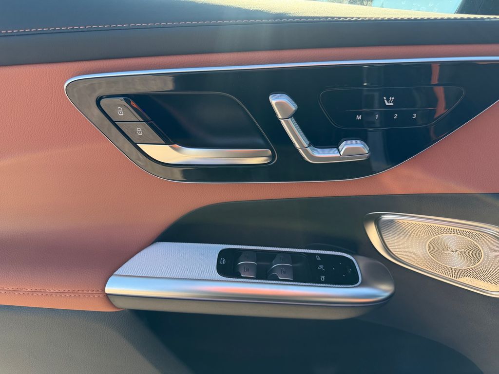 new 2026 Mercedes-Benz GLC car