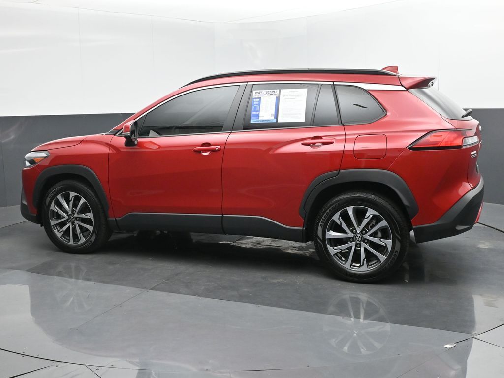 2023 Toyota Corolla Cross XLE