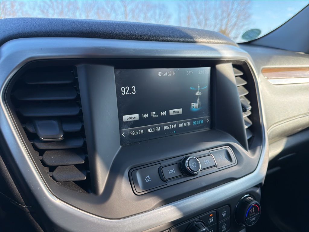 Thumbnail: 2018 GMC Acadia - 29