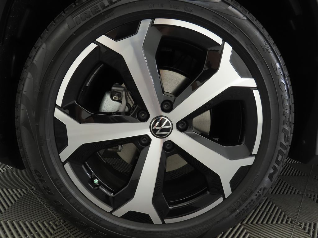 Thumbnail: 2025 Volkswagen Tiguan - 31