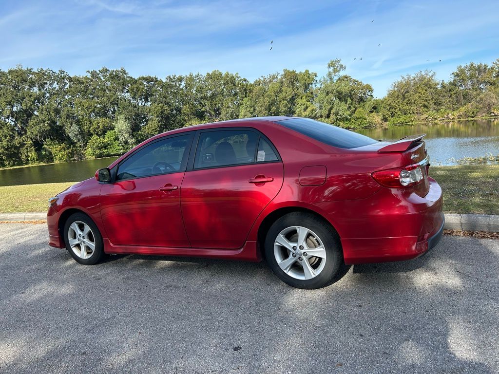 Thumbnail: 2011 Toyota Corolla - 3