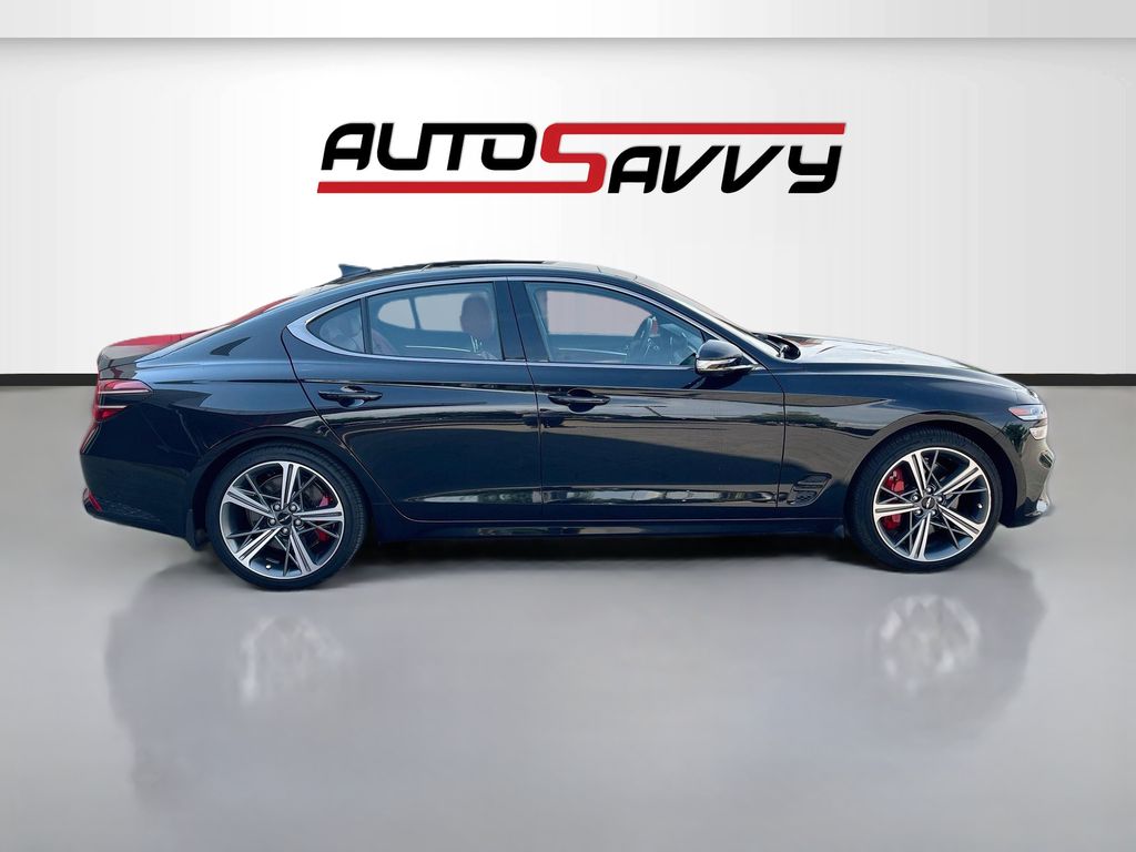 Used 2025 Black Genesis 2.5T image 8
